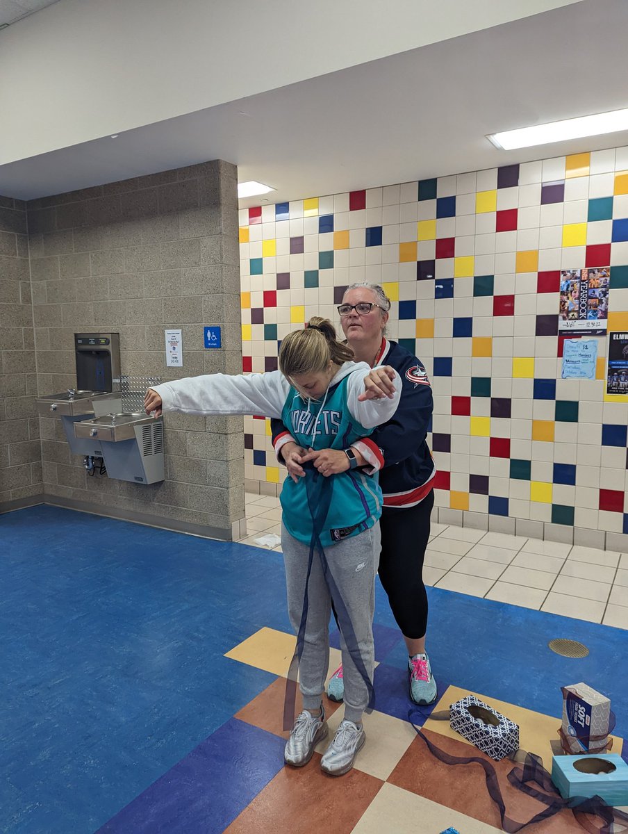 EHSROYALSTUCO's tweet photo. 5B Minute to Win It
#fallhomecoming
@elmwood_hs https://t.co/gpoBzXuqIu