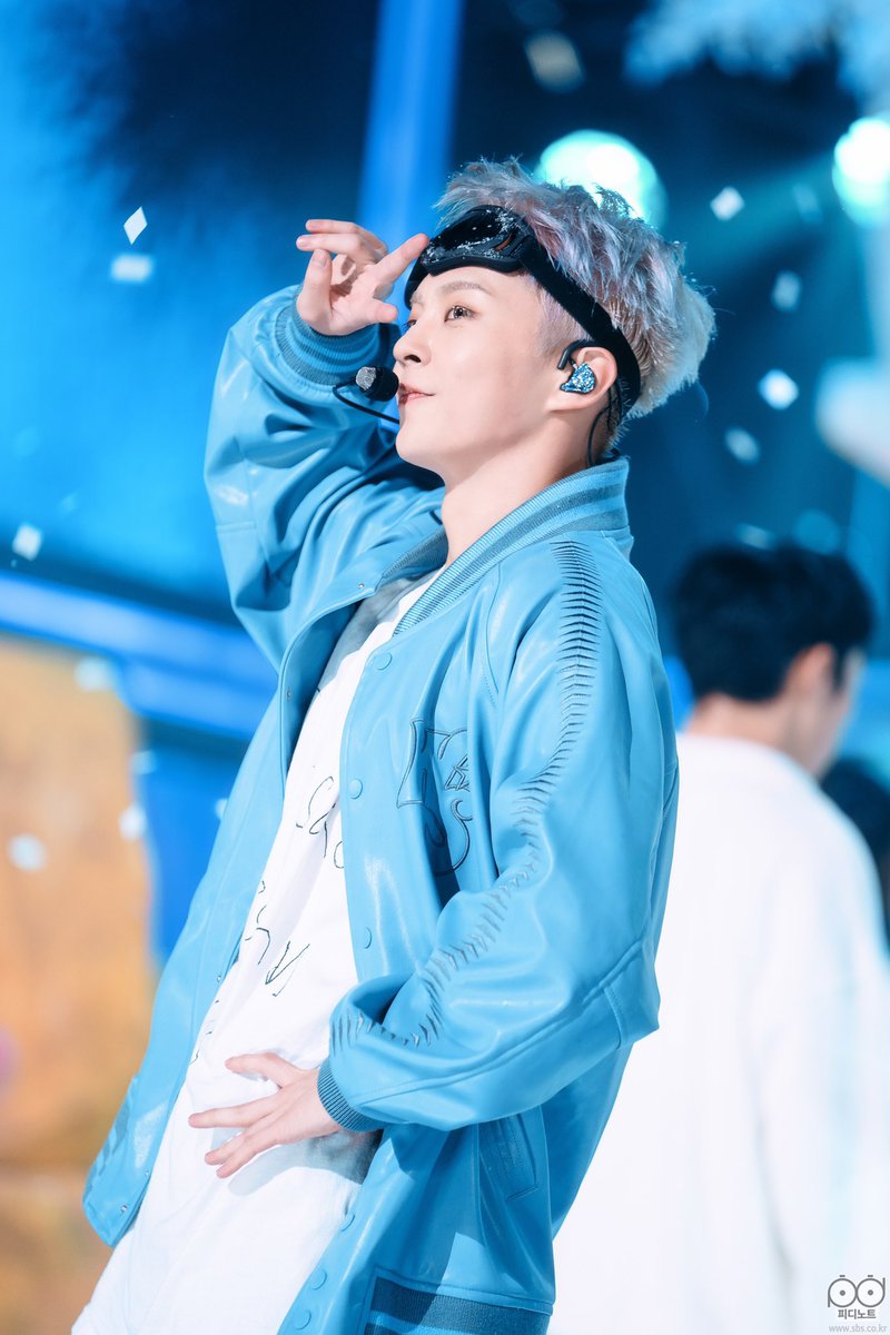 PonchoYezka's tweet photo. 🔥Mañana #YezkaReacciona🔥
         Escucharemos juntos:

@_albxreche - Como si no importara
@weareoneEXO #XIUMIN - Brand new
@_DennisArana - #4LARM4
@hf_dreamcatcher - VISION

1PM 🇲🇽
En directo x twitch: PonchoYezka
RT 📢 Avisa al fandom https://t.co/Tc9aS0ZeVL