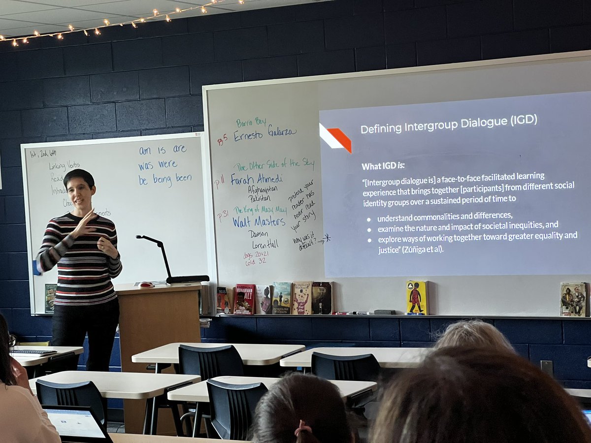 btels_612's tweet photo. Teachers from @HarborLightsMS @MacBayMS and @WestOttawaHS voluntarily engaging in the first intergroup dialogue session via Hope College. Thanks to Elyssa Lappenga and @mrs_cherry2011 for helping us get this series off the ground! Time we’ll spent. @WOPublicSchools #goWO https://t.co/M6xfzvPZ8t
