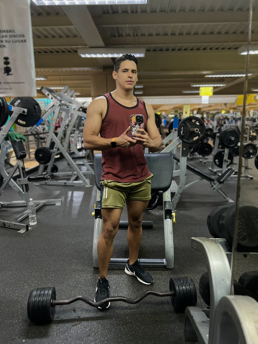OFGALM's tweet photo. Hola vale 🤙🏽 https://t.co/U9qA9twQbd