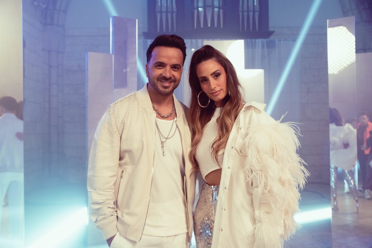 Puerto Rico 🇵🇷🤝 🇱🇧 Lebanon. Luis Fonsi and Hiba Tawaji just dropped their collab #QueSeraSera spotify.link/queserasera