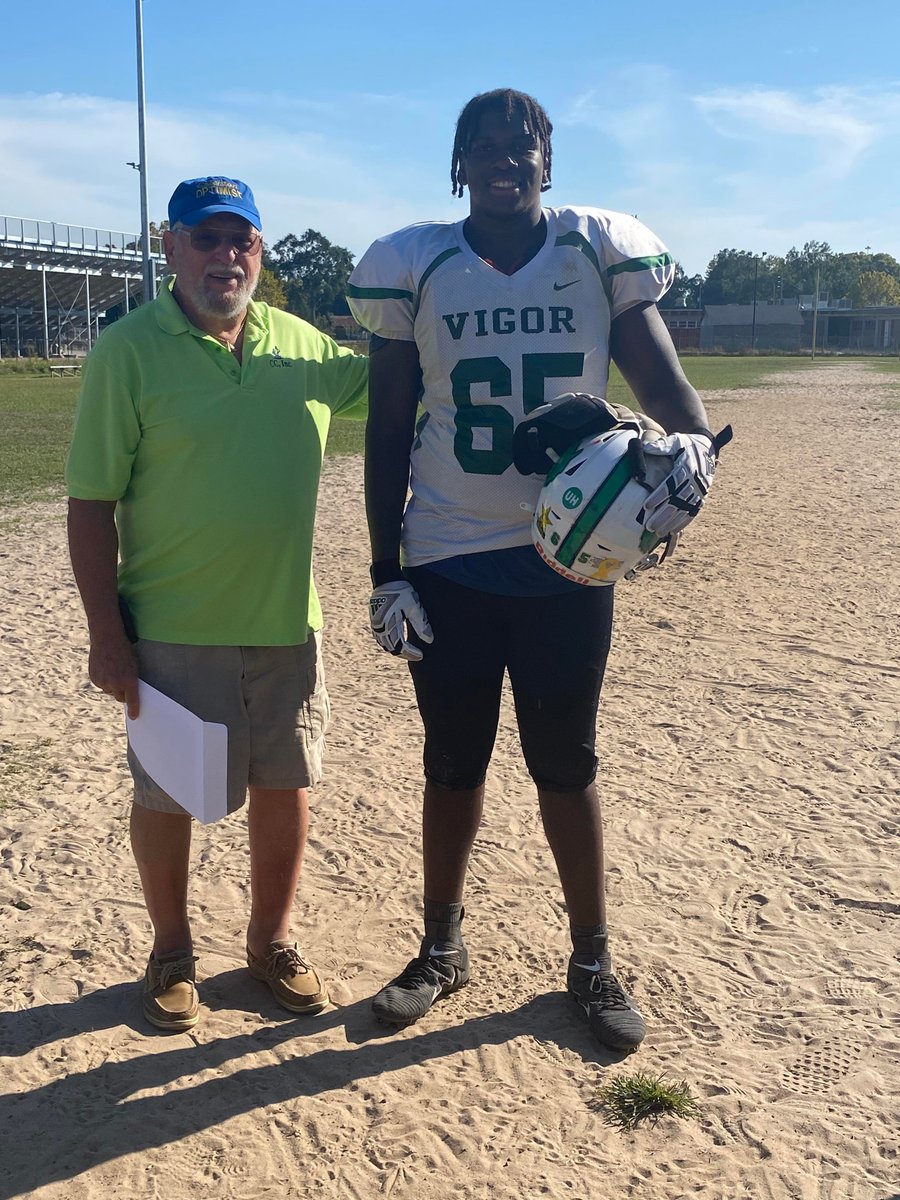 vigorhighschool's tweet photo. Congratulations to Micah Debose on being named Crichton Optimist Player of the Week!! #stillvigor #whynotvigor #allwedoiswin https://t.co/pxf7RjgDuG