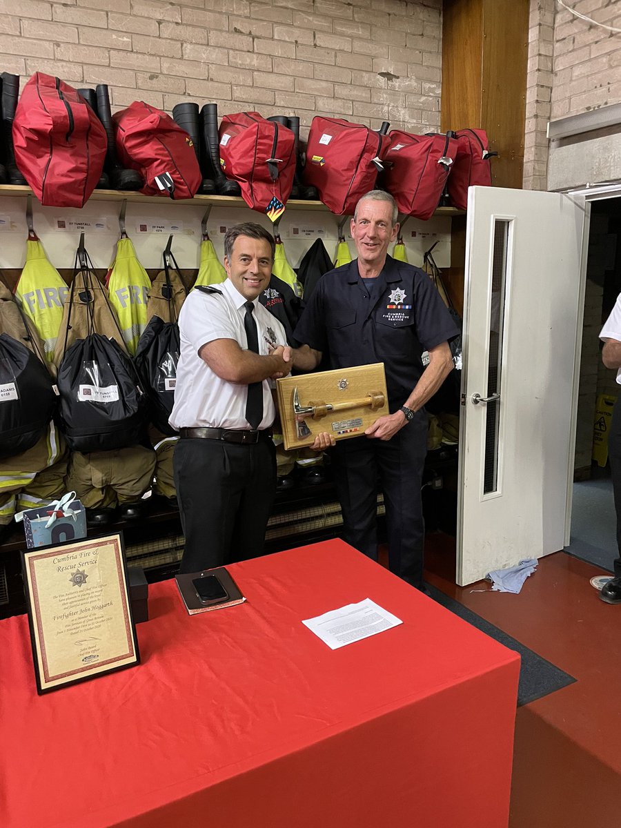 FrizingtonFire's tweet photo. Tonight we held an award ceremony for 3 Crew Members.

FF John Hoggarth with loyal and faithful service of 36 years. 

FF Gary Davison with loyal and faithful service of 25 years. 

CM Bruce Taylor who was awarded The Long Service and Good Conduct Medal for 20 years service. https://t.co/dSIdBehYJi