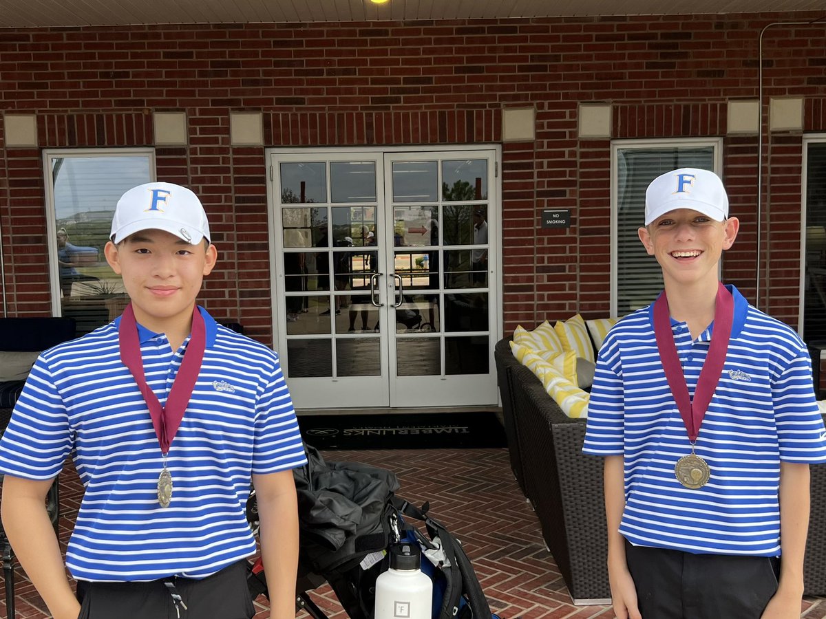 The JV girls did amazing at their
tournament at LakePark by placing 1st! Congrats to JV
girls, Kayleigh who finished 1st and Ella who finished
5th! Congrats to JV boys Aiden who finished 1st, and
Canton who placed 5th! What a successful day for the
Raccoons!
#raccoongolf #fhsgolf