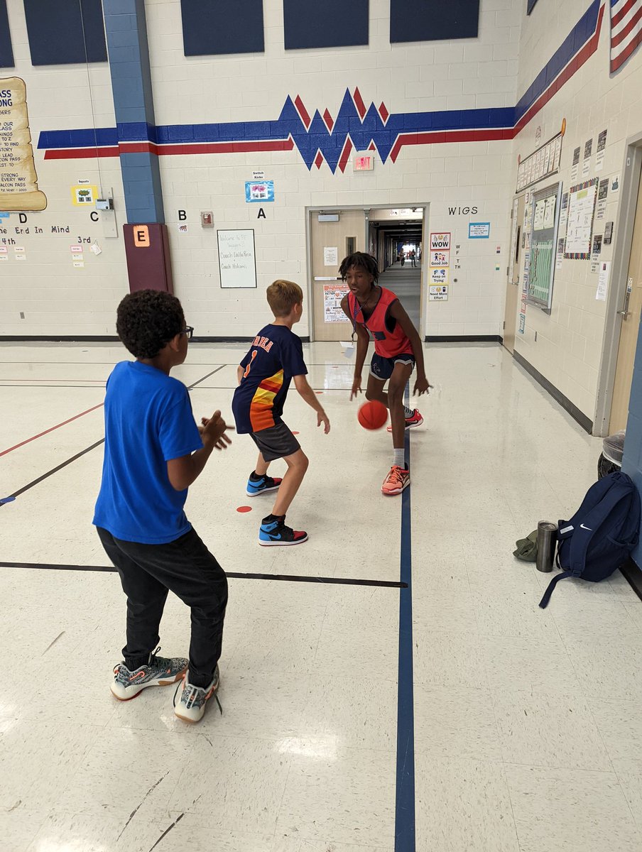LBrockCounselor's tweet photo. Responsibility is the Core Value we're talking about at our last #CharacterCourt of the year with @Clear_LakeHS basketball guys. So grateful for this partnership! https://t.co/VM2g3BJhql