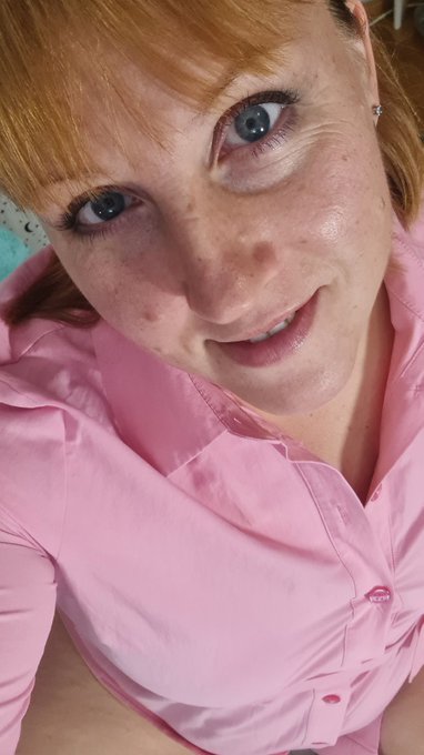 We are online now😘 https://t.co/1vgFceiol7