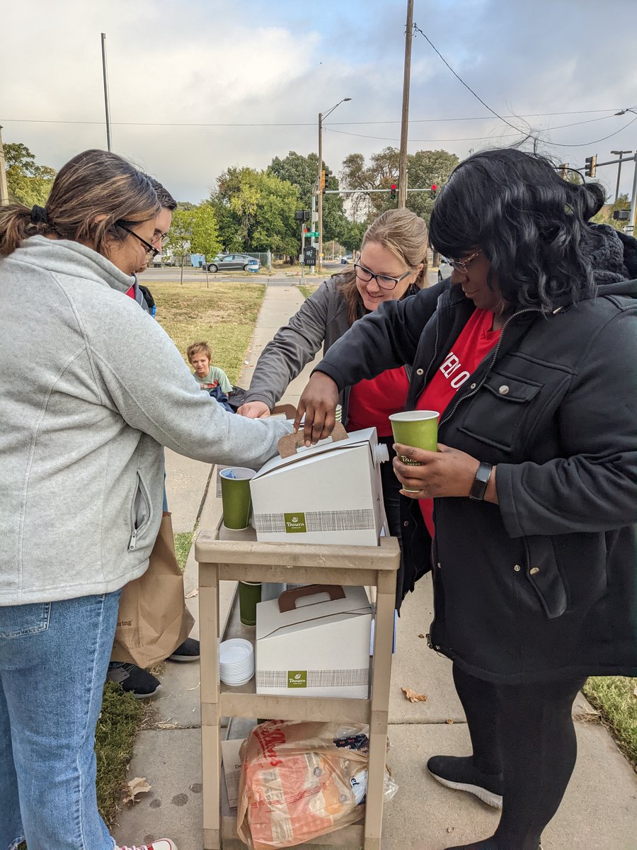 Our volunteers were up bright and early to deliver coffee and cocoa to the parents of <a href="/WichitaUSD259/">Wichita Public Schools</a>'s <a href="/HarryStreetElem/">Harry Street</a>. We were happy to provide a little morning refreshment while helping staff members spread the word about the upcoming parent-teacher conferences! #WPSProud