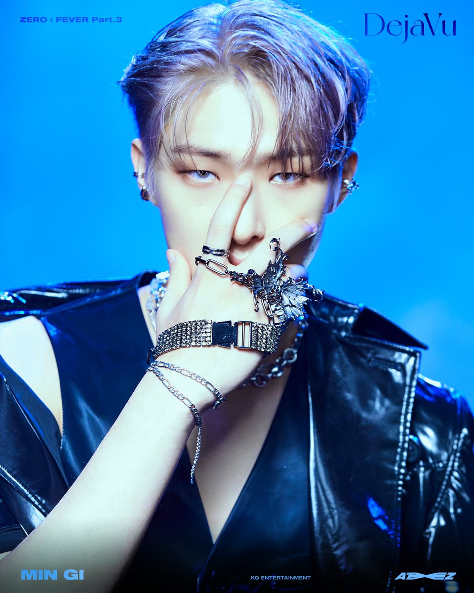 Cat_Love_Tiger's tweet photo. Днём она отличница,а ночью клофелинщица
6/8
#KPOP #ATEEZ #MINGI https://t.co/TXDxIqmfy5