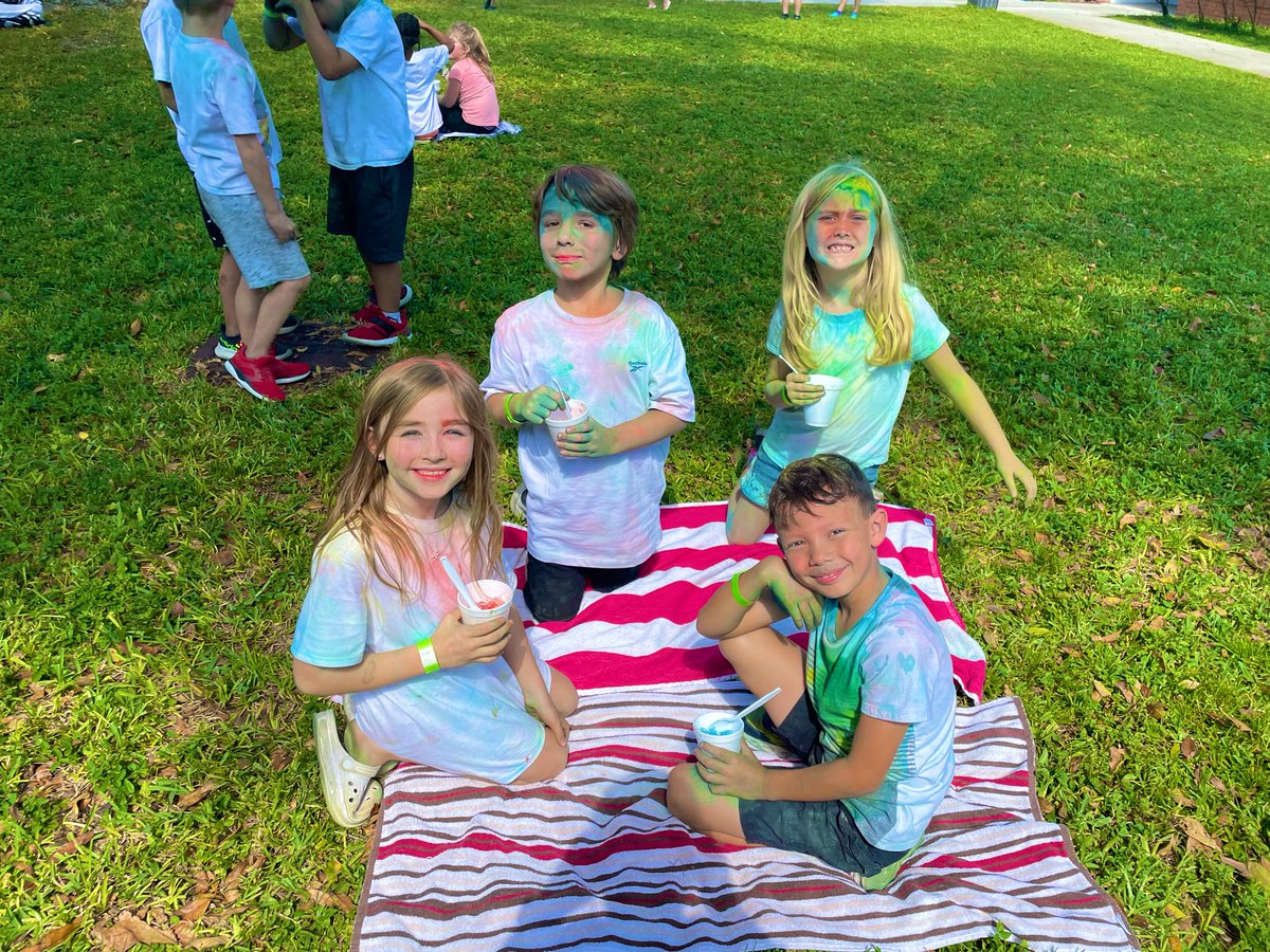 SamSexton_2's tweet photo. My first Color Fun Run was a blast! Thank you Westgate PTA for organizing such a special experience for our students and to all the families that participated and volunteered! @my_pcs https://t.co/U1DSIOUL5r