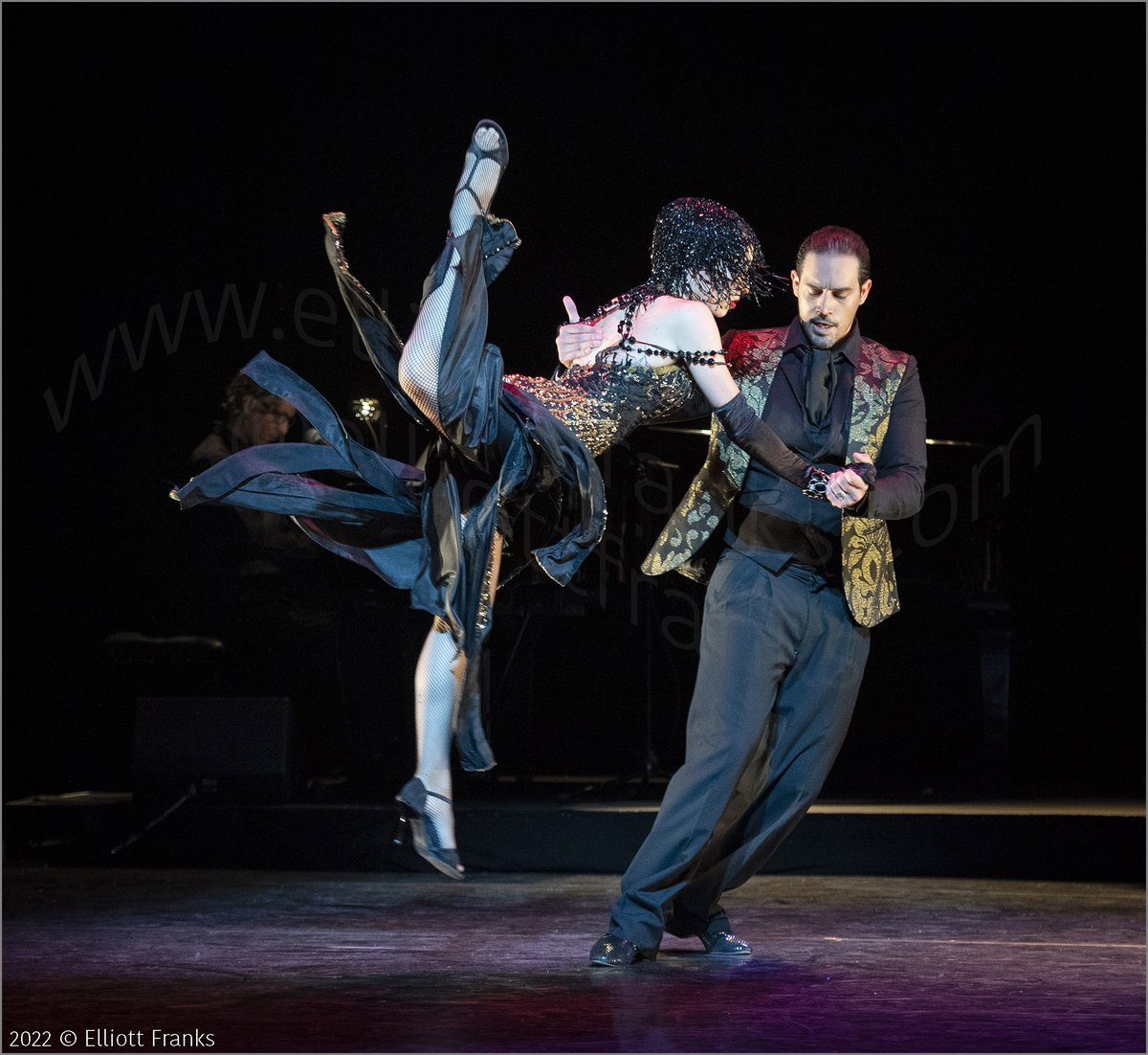 elliottfranks's tweet photo. German Cornejo &amp; Gisela Galeassi &amp; Juan Malizia &amp;  Manuela Rossi #TangoAfterDark at Peacock Theatre - directed by German Cornejo - the ultimate theatrical tango experience straight from Argentina. Cornejo and Galeassi are world tango champions @germancornejoDC @Sadlers_Wells https://t.co/XKZ2JSvTqP