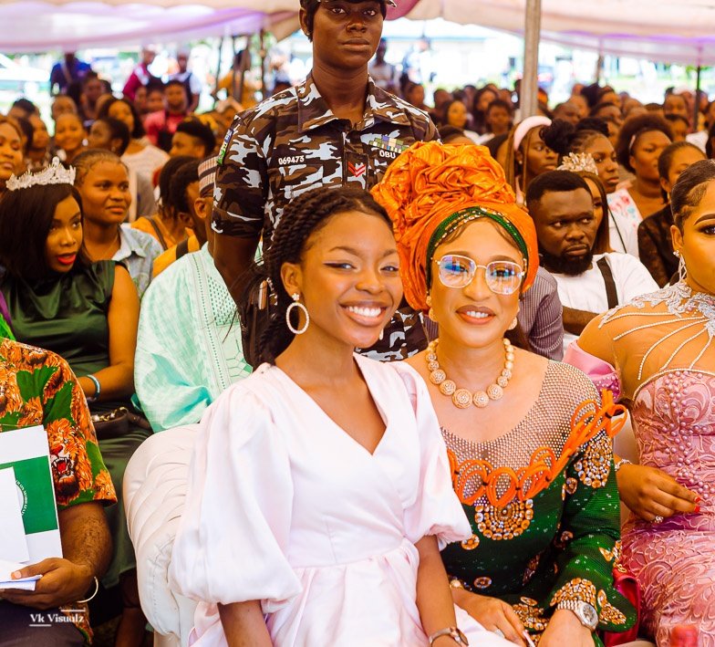 Itohan Agbator tweet media