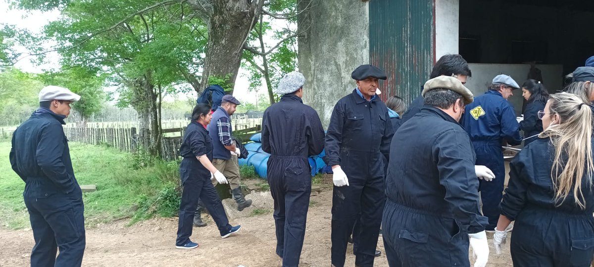 #Hoy Comenzó el Curso "Inseminación artificial en bovinos" en el Centro de Capacitación Martín Fernando Martinicorena #CCMFM, 
#FundaciónLaMagdalena #Capacitación <a href="/jafernandez666/">Javier Fernandez</a> #PlanAgropecuario <a href="/SUL_uy/">SUL</a>