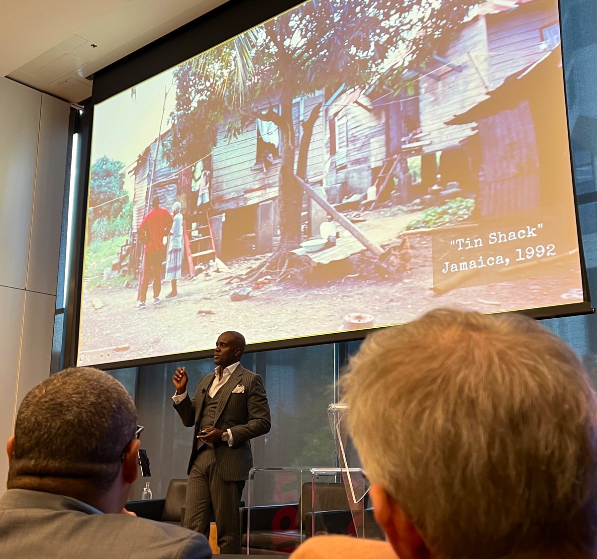 PhillSnel's tweet photo. Taking in the life story of Wes Hall at his book launch, “No Bootstraps When You’re Barefoot” at Rotman.
#weshall #rotmanevents #booklaunch https://t.co/XscQy3R8MR