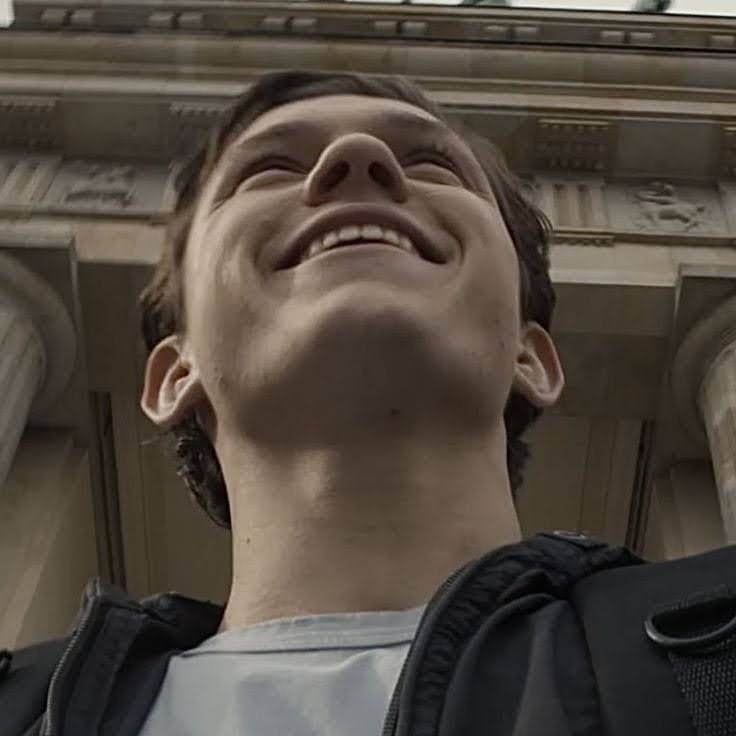 thsafeplace's tweet photo. peter parker my beloved 💭🥺 https://t.co/AR5wetJPd6
