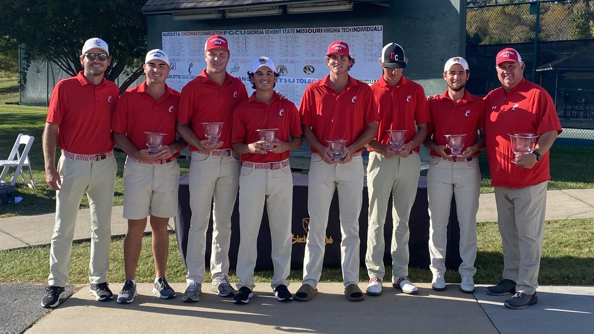GoBearcatsMGOLF's tweet photo. 🗣️ 𝗖𝗛𝗔𝗠𝗣𝗜𝗢𝗡𝗦. 𝗔𝗚𝗔𝗜𝗡.

The #Bearcats match a season-low with a 15-under 273, rallying to win the Bank of Tennessee Intercollegiate for their second title in just four fall tournaments!

📰 https://t.co/AWdOgAhMqk https://t.co/o6wW1Ud9rc
