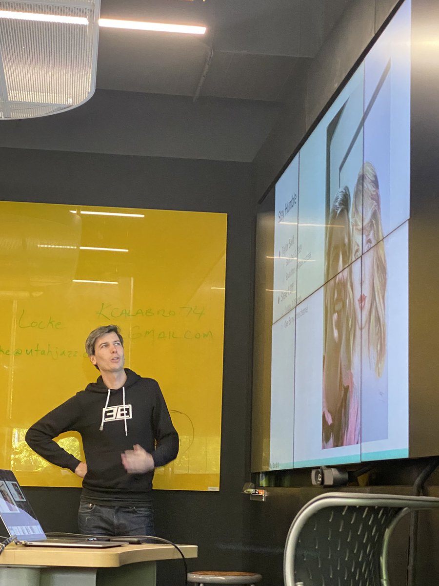 jasonfenske13's tweet photo. Guest hosted a class at University of Oregon today! Teaching in person is the best. Thanks to prof @AlexSegreCohen for having me!

The class was about turning curiosity into a career. @UOsojc @uoregon https://t.co/UN1wBxCCml