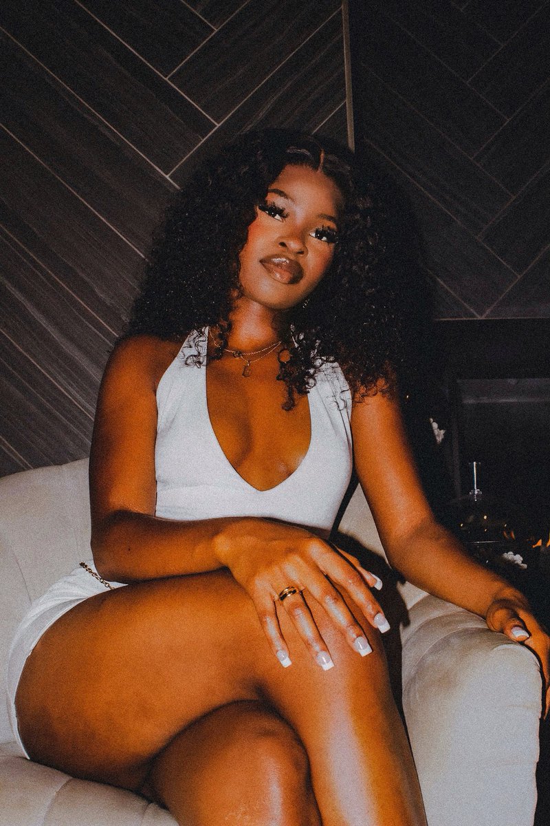 blessingemil_'s tweet photo. One of one 🤞🏾 https://t.co/qcZUjVkaHU