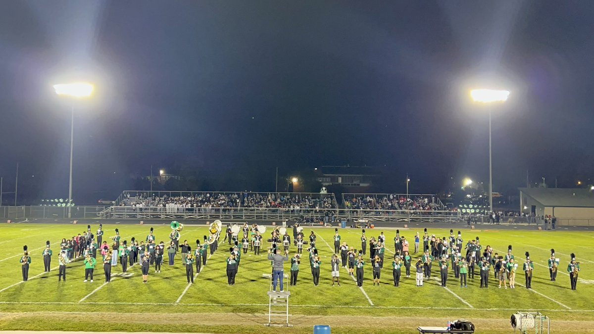 NorthsideBands's tweet photo. 1/3 Over the last two weeks, we’ve had an awesome time at football games, including our #Northside Marching Band Night and Senior Celebrations. Here are some of our favorite pictures.

#NorthsideForLife #ClassOf2023 #NorthsidePride #NorthsideTough https://t.co/Hc5bNKUgOP