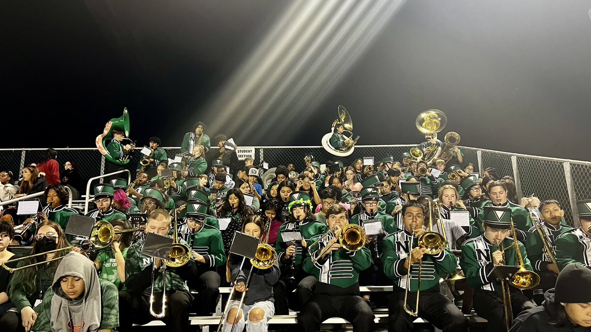 NorthsideBands's tweet photo. 2/3 Over the last two weeks, we’ve had an awesome time at football games, including our #Northside Marching Band Night and Senior Celebrations. Here are some of our favorite pictures.

#NorthsideForLife #ClassOf2023 #NorthsidePride #NorthsideTough https://t.co/6hhZr15CTt