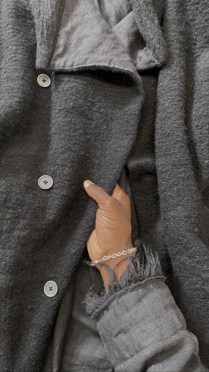 Denimani's tweet photo. I 🖤 wool and linen. https://t.co/SxVsIvff61