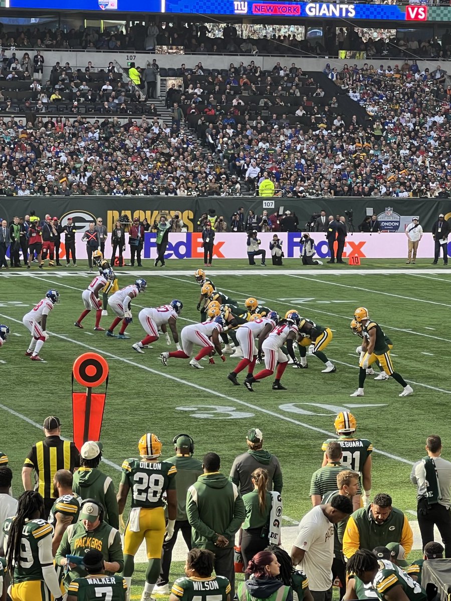 jaysol82's tweet photo. Amazing day out singing “Go pack go” travelling from Sydney Australia to London. @PatMcAfeeShow enjoyed your review with @AaronRodgers12  especially the infamous book club https://t.co/wGP21BqGRz
