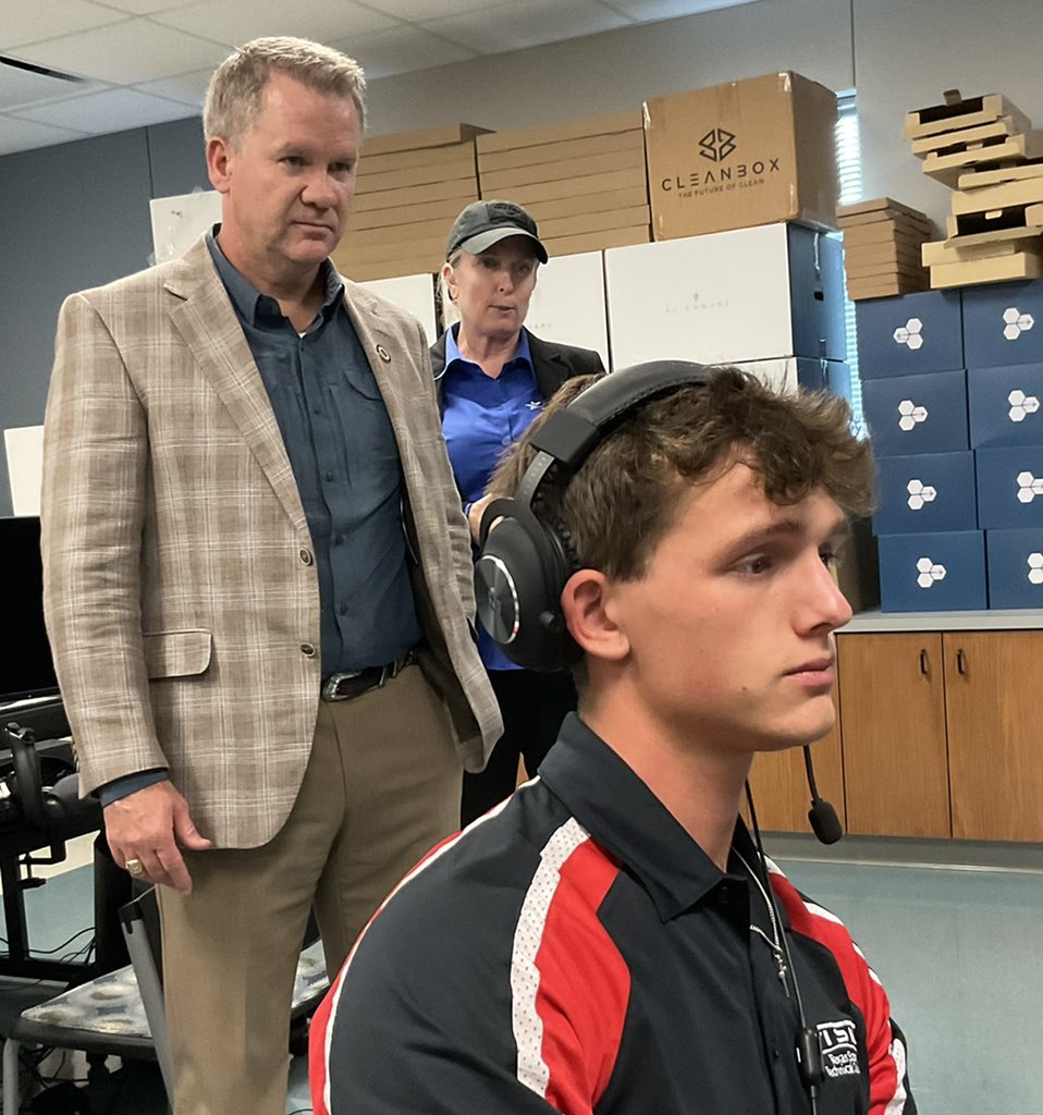 We are honored to have Texas State Rep. @DavidCookTexas tour the @TSTCWaco campus. Thank you for your support of @TSTCproud mission, to put more Texans in higher paying jobs. @TSTCStrong @boydandrewparks