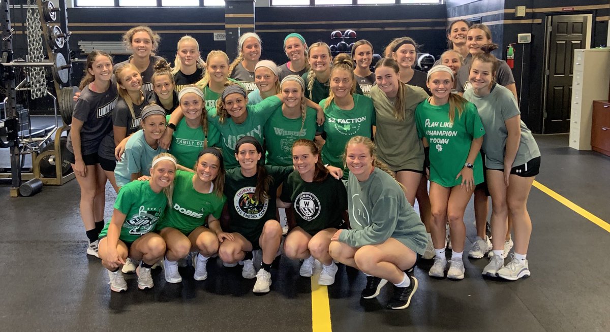 We wore GREEN today to support Mental Health Awareness Week! <a href="/LULionsSAAC/">LU SAAC</a> <a href="/theOVCSAAC/">OVC SAAC</a> #mentalhealthawareness