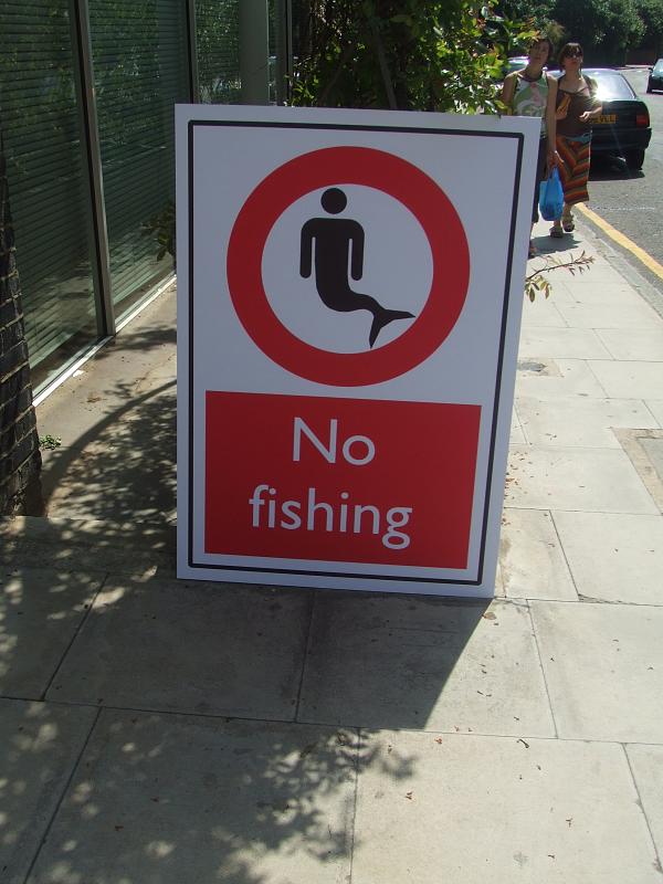 WordsnCollision's tweet photo. Won't somebody think of the mermen? #signs #nofishing #London  
https://t.co/5vHouYOqHE https://t.co/wMjHiBBm7k