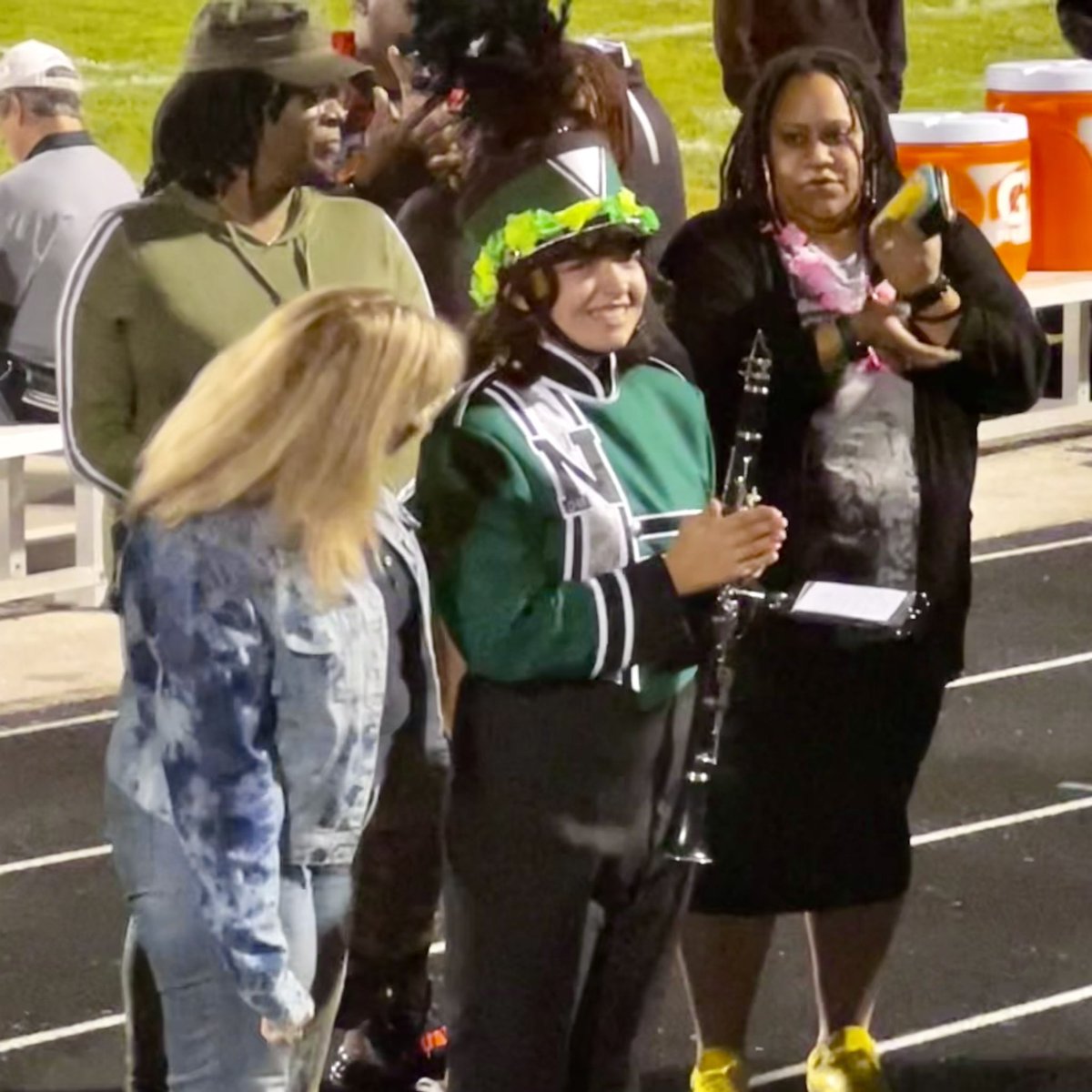NorthsideBands's tweet photo. 3/5 Congratulations Class of 2023 Seniors: Abrianna, Letticia, David, and Victor.

#PolarBearsForLife #ClassOf2023 #Northside #NorthsidePride #NorthsideTough https://t.co/lwQsfKc00M