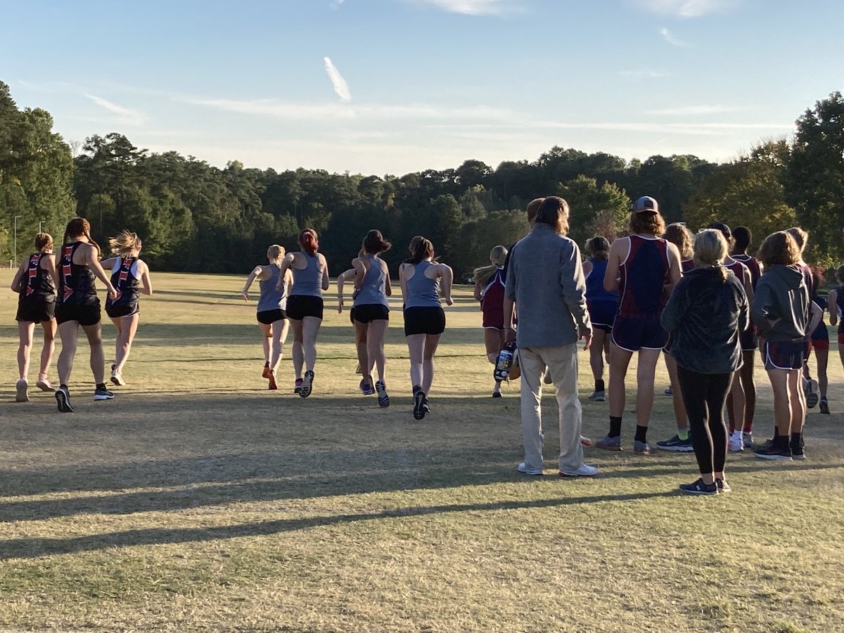 And, the girls are off! #PutInTheWork #GoRaptors