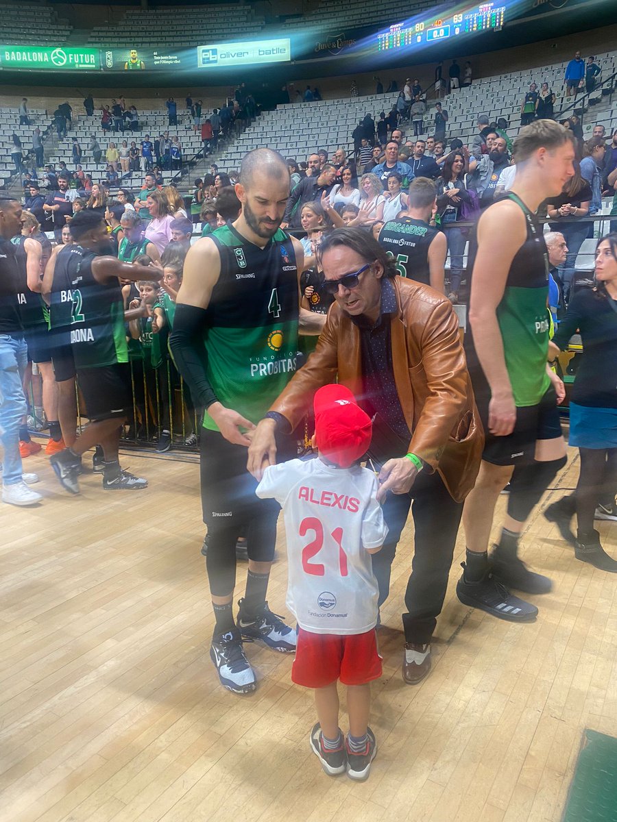 Our CEO <a href="/iureEtDeIure201/">iure et de iure🧑‍🎓🟣 Dave</a> with <a href="/PauRibas/">Pau Ribas ©️</a> and Alexis Jr

<a href="/FARLawSports/">FAR Law Sports 🏀🎓⚽️⚾️🏑🏐🏈🏉</a> 
<a href="/U16Farlawsports/">@Farlawsports Basketball Team Tarraconensis🏀</a> 
<a href="/FarlawYume/">YUME GAMING FARLAWSPORTS</a> 
<a href="/YumeIrene/">IrenePN ESTILISTA</a> 
<a href="/Penya_Advocats/">Peña i Nofuentes ADVOCATS (C)</a> 
<a href="/itsdoni07/">DoNi 07</a> making the picture