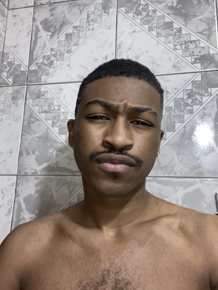 zepolvinho odeia frio tweet media