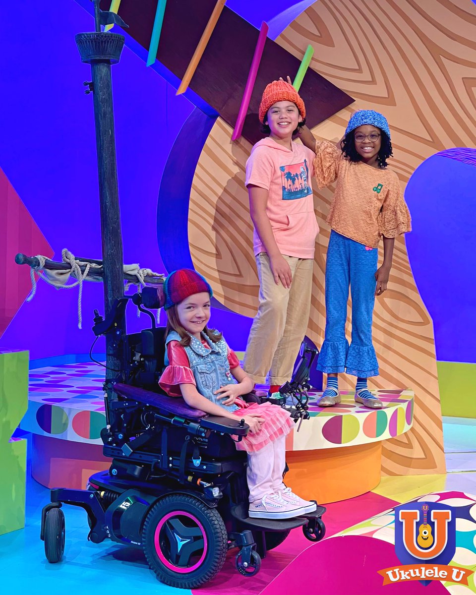 It’s FINALLY fall, the time of year with leaves falling from trees and spooky activities! 🎃🍂

What is YOUR favourite thing about fall?! Let us know! 🧡✨

#UkuleleU #CBCKids #CBCGem #NewShow #KidsTV #ChildrensTelevision #ChildrensMusic #KidsMusic #CanadianTV #UkuleleMusic