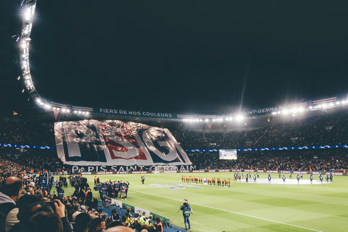 ze_one's tweet photo. Pas grand chose sur le terrain aujourd’hui… #PSGBEN #PSGSBL https://t.co/TvClyxin9P