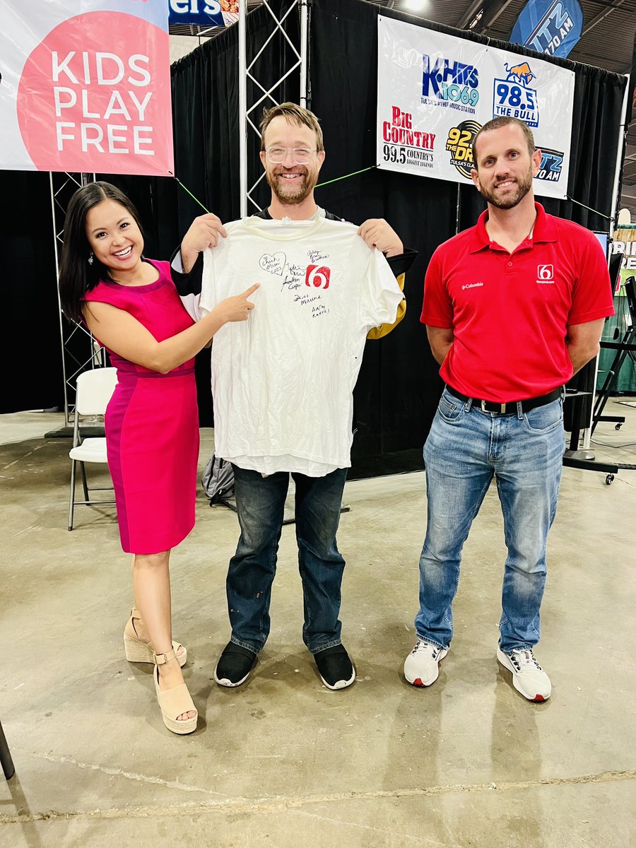 ❤️ My heart is SO full! 

Thank you to everyone who stopped by the Griffin Media/<a href="/NewsOn6/">News On 6</a> area at <a href="/TulsaStateFair/">Tulsa State Fair</a>, donated to <a href="/okfoodbank/">Food Bank of Eastern Oklahoma</a> &amp; shared kind words! 

<a href="/autumnbracey3/">Autumn Bracey</a> <a href="/holcombOKBLITZ/">John Holcomb</a> <a href="/AaronReevesWx/">Aaron Reeves</a> <a href="/StephenNehrenz/">Stephen Nehrenz</a> <a href="/jpolasek830/">Jonathan Polasek</a> #TulsaStateFair #JournalismMatters