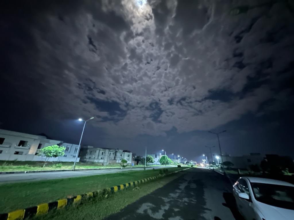 sharjeelbutt90's tweet photo. #hellowinters 🤭 https://t.co/PrTClrvMzw