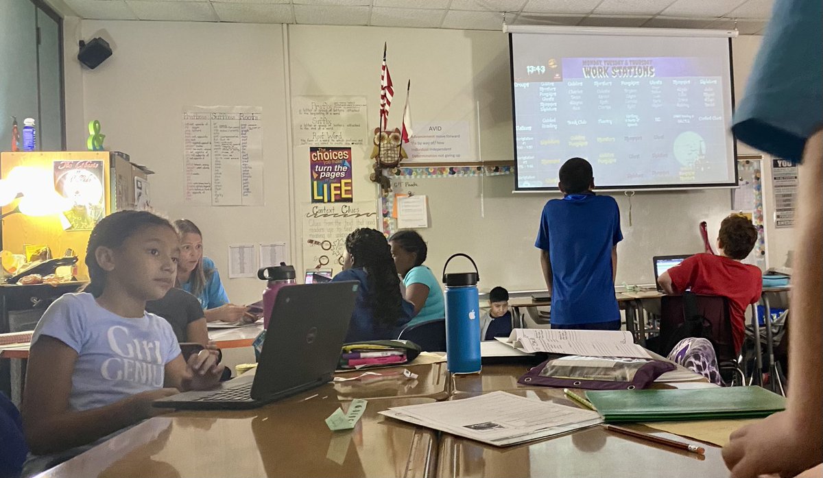 Ms. Griggs works with a guided reading group while her other 5th grade students work on targeted skills in stations. ⁦<a href="/HumbleISD_OE/">Oaks Elementary</a>⁩ ⁦<a href="/DianeBurkeRead/">Diane Burke M. Ed., CALT</a>⁩
