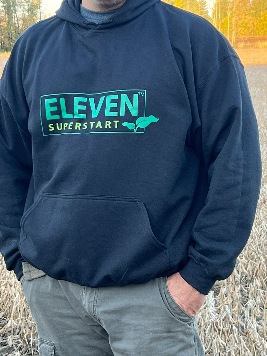 Hey #WestCdnAg farmers!

Have you booked your #ELEVENSuperstart for #Plant23? 
Please send us your name, size, address and tonnage ordered to info@v6agronomy.com and we'll send you a new hoodie! (aka bunnyhug 😁)

#CropNutrition #NutrientuseEfficiency #ABag #SaskAg #MbAg
