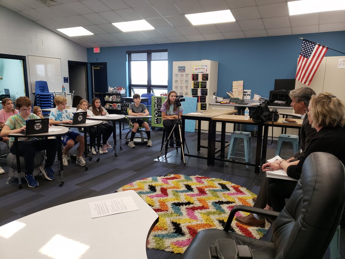 hartleytek's tweet photo. PATHS students gained invaluable information during their interview with Burlington's City Planner Andy Cross & Zoning Administrator Megan Watkins. "Think about the many impacts your decisions will have." Now we are ready to plan our Future Cities!
#wcsflight @MSOE @STEMForward https://t.co/EmsQUAwNhN