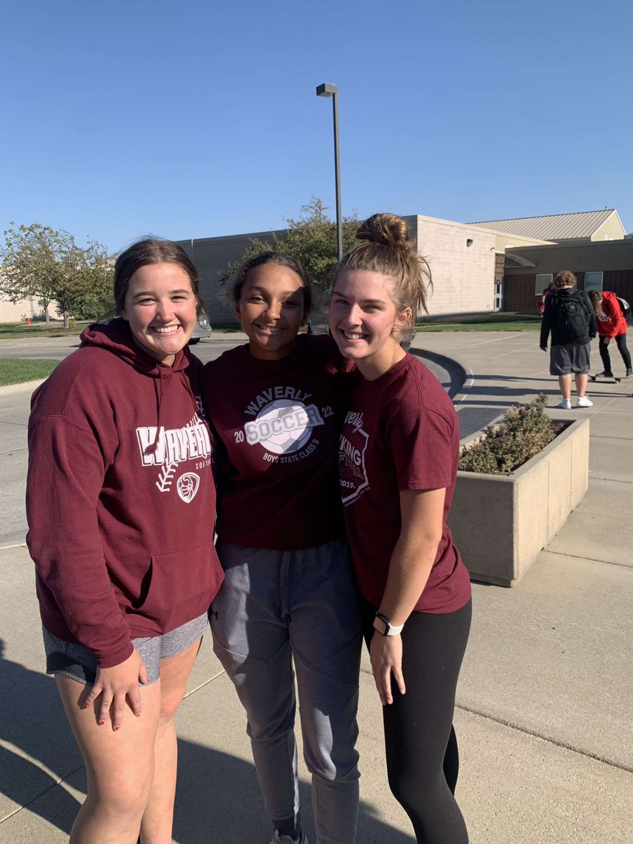 KayleiDenison_'s tweet photo. And we’re off! 💪🏼🥎 Nebraska class B State softball bound! Tomorrow morning 9am! We will be on GameChanger live!  @wavhighsoftball https://t.co/x5U3QuplDg