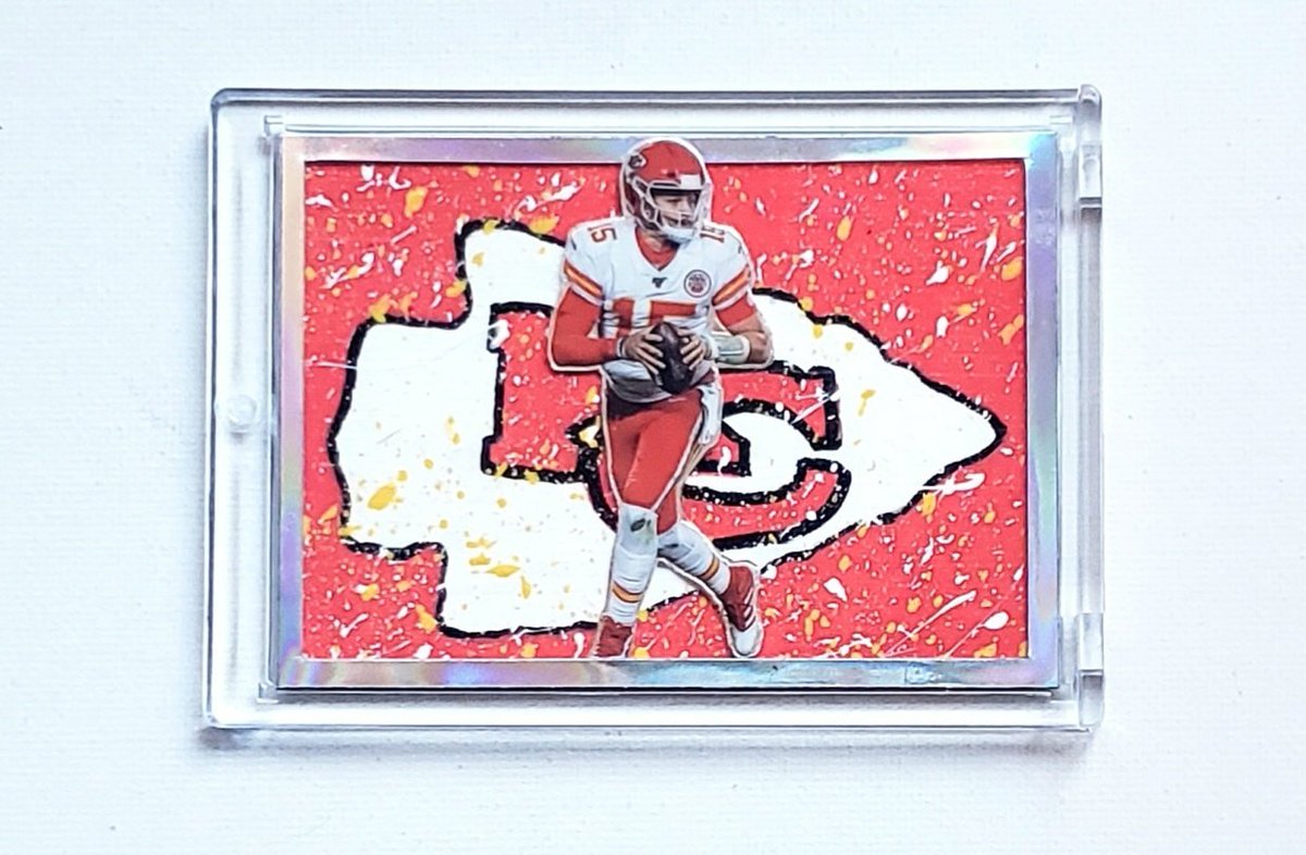 KeithKelleyArt's tweet image. Patrick Mahomes 1/1 Custom Art Card #patrickmahomes #patrickmahomescards #kansascitychiefs #chiefsnation #chiefsfootball #cardart #mixedmediaart #mixedmedia #poscaart #posca #poscapens #art #artist #artwork #footballcards #sportscards #nfl