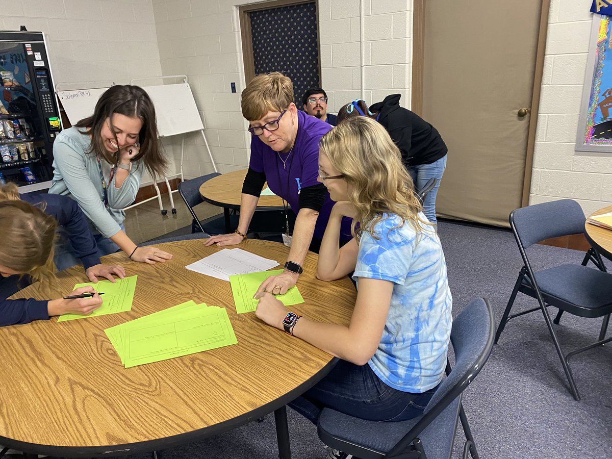 FallonLizGraham's tweet photo. It was a pleasure spending time with the @IndianRiverMid1 math dept. and @FrancieCooney while learning more about developing literacy skills to support mathematics process goals. #CPSMath https://t.co/7E37MjlyAl