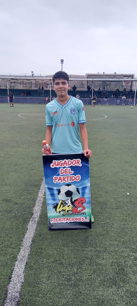 cdantof_cl's tweet photo. Benjamín Britos  jugador del partido campeonato Liga 8 de #Antofagasta https://t.co/5M8bWr2RGd