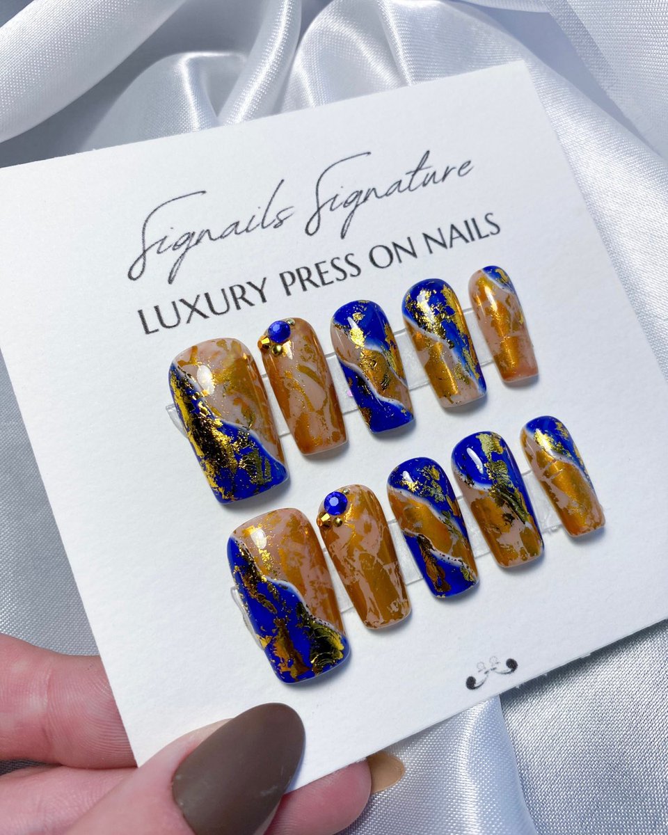 Signailss's tweet image. Egyptian gold set | Faux ongles | Luxury Press on nails | France  Taille M / S #etsy #handpainted #pressonnails #nails etsy.me/3Vjht7k