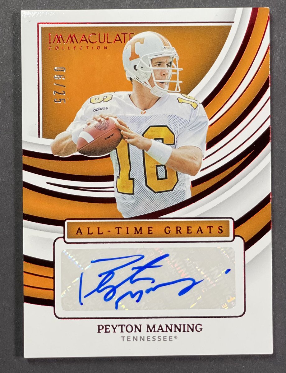 HOFCityCards's tweet photo. This one is getting slabbed and staying in the PC 😳… one of my favorites of all time https://t.co/FNvwHhVOMB