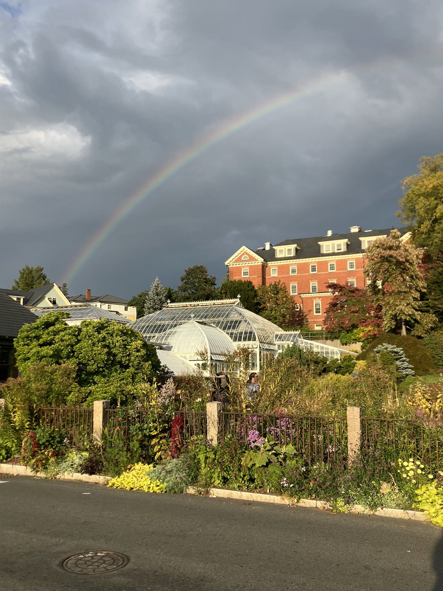 CEBwrites's tweet photo. Happy #ComingOutDay 

This rainbow appeared in the sky hours as I was walking toward what I knew would be the most difficult coming out conversation I would have. https://t.co/LZif1NIaFJ