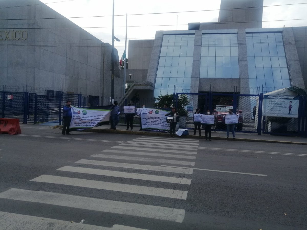 #HOY Investigadoras e Investigadores en Ciencias Médicas EXHORTAMOS a Directivos de <a href="/HospitalJuarezM/">Hospital Juárez de México</a>  
<a href="/SSalud_mx/">SALUD México</a> a concretar firma de #ContratoColectivoDeTrabajo en cumplimiento a lo que les indica la Ley. #DerechosLaborales 

<a href="/GobiernoMX/">Gobierno de México</a> <a href="/STPS_mx/">STPS México</a> <a href="/OITMexico/">OIT México y Cuba</a> <a href="/pedroamerico13/">Pedro Americo</a>
