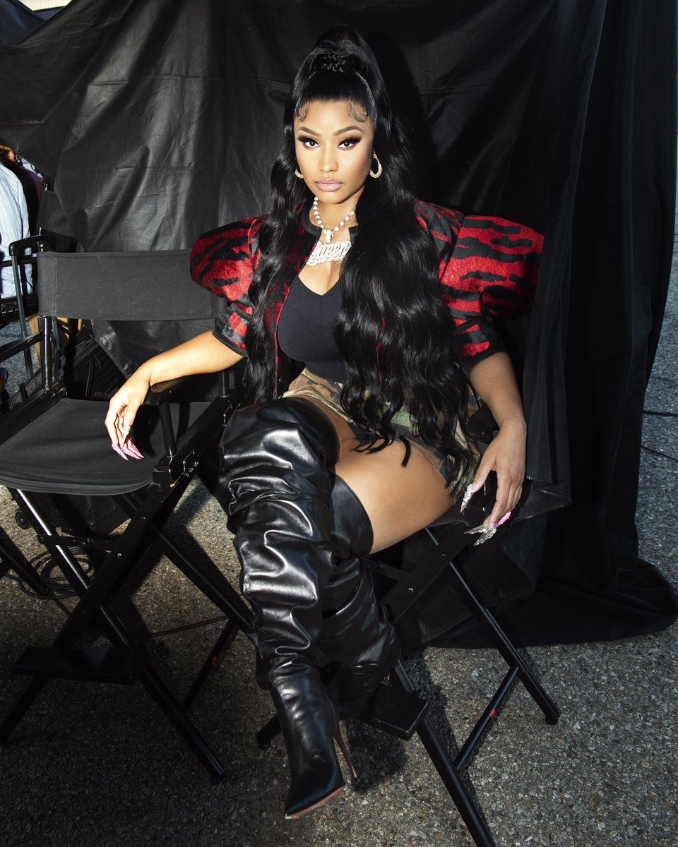 ☝️ thing about me I’m the baddest alive 😉