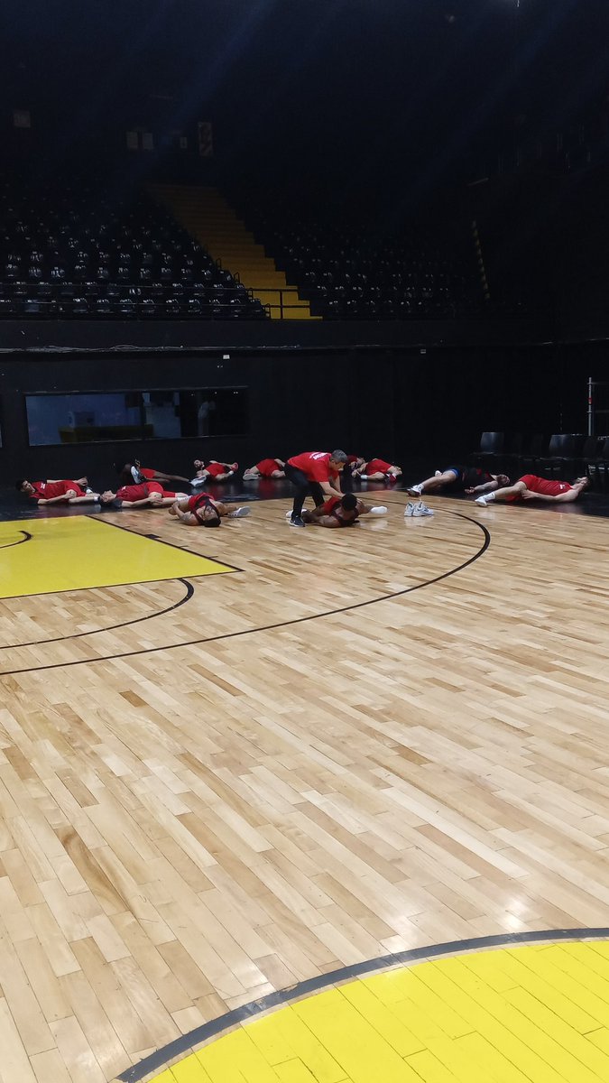 Trabajo, esfuerzo y dedicación...
¡con toda por el objetivo!
¡Arriba Olimpia!