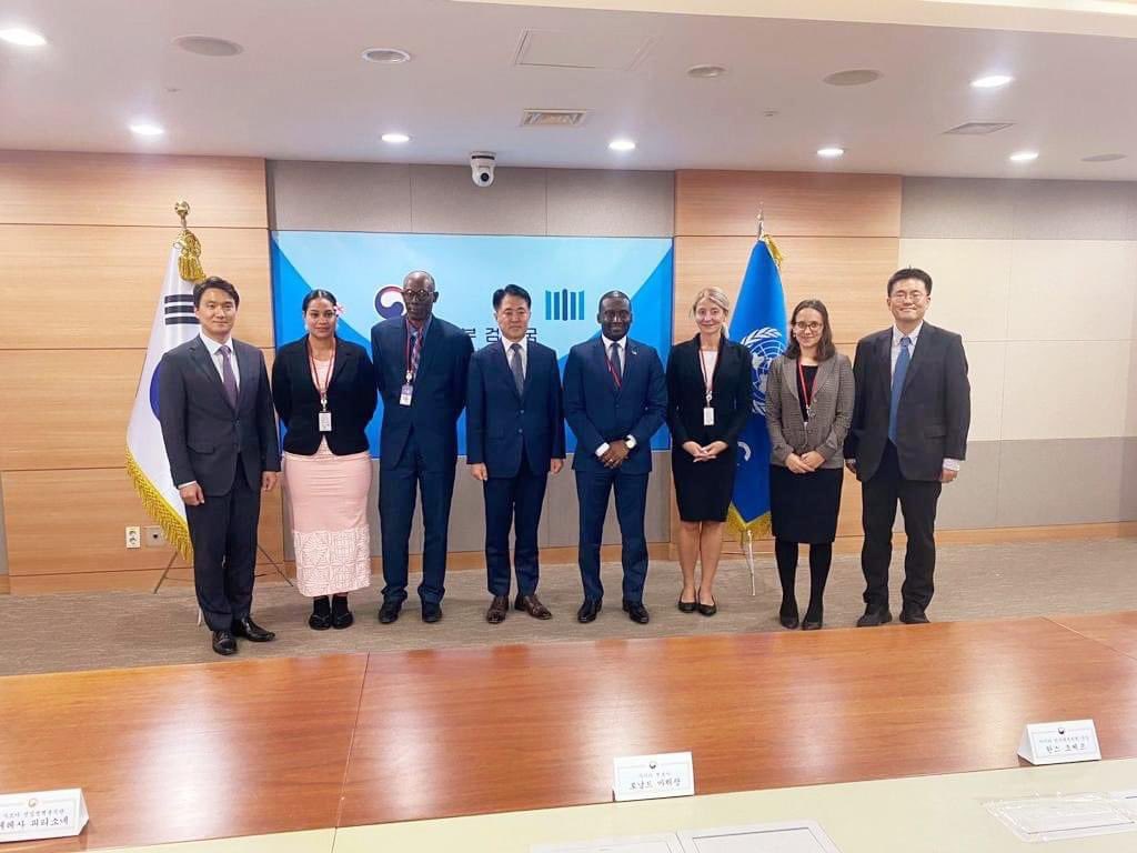 josephlunieOFF's tweet photo. Haïti a été sélectionnée comme pays évaluateur de la mise en œuvre par la République de Corée de la Convention des @UN contre la Corruption,a annoncé ce mardi, le DG @hansjosephl1, qui se trouve à la tête d’une délégation de @ULCCHaiti, en Corée du Sud du 10 au 14 octobre. #Lunie https://t.co/17kYKkX49Y